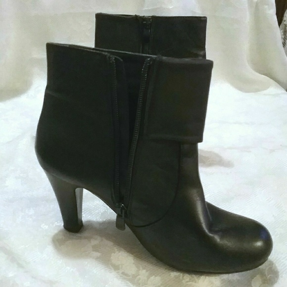 Charming Charlie Bow Trimmed Vegan Leather Boots - Picture 6 of 6